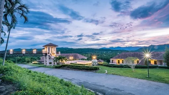 ลีฟวัลเล่ย์ Leaves Valley