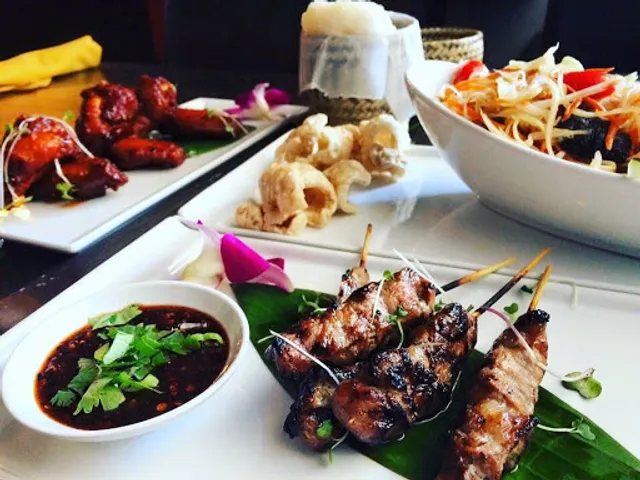 Rai Lay Thai south Blvd