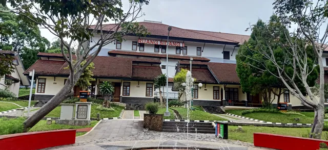 Desa Villa Puncak