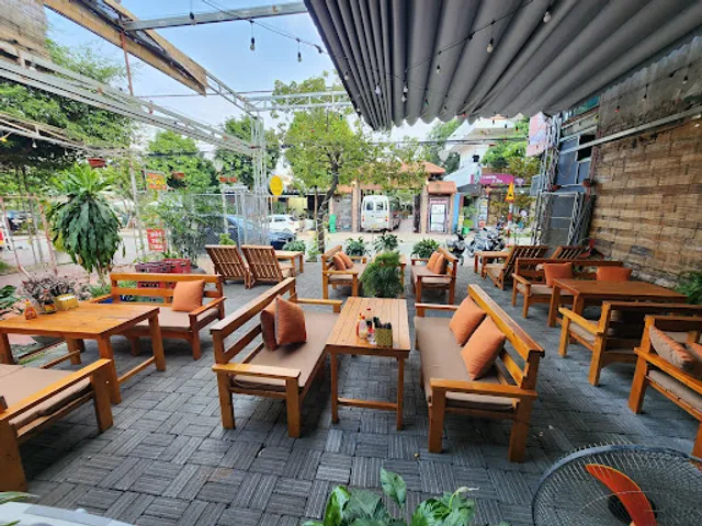 Thuy Linh Restaurant