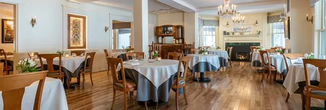 1869 Room at The Wentworth