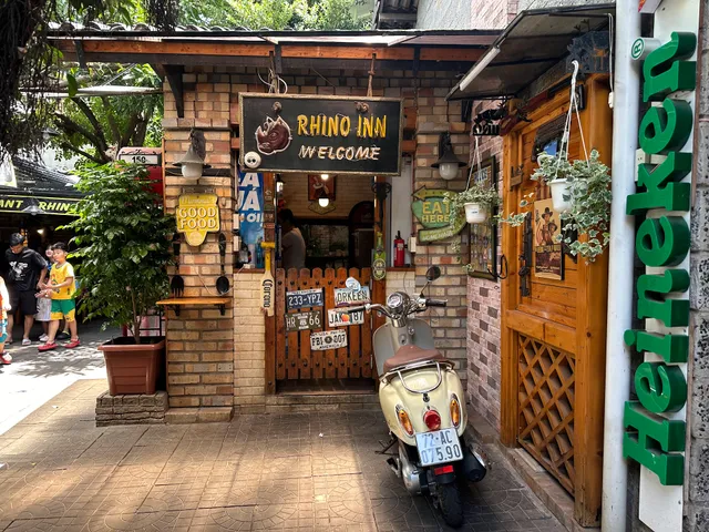 Rhino Restaurant