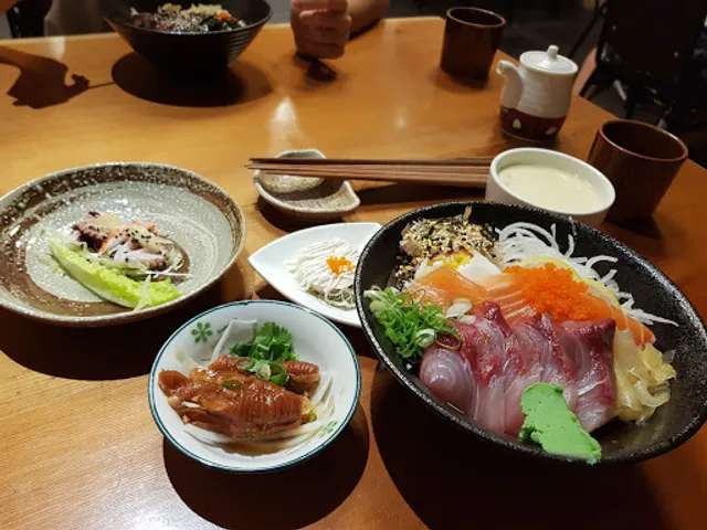 淞川壽司日本料理