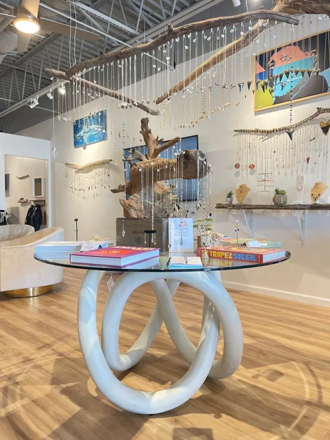 Elizabeth Sarah Collections