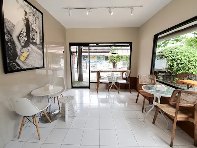 Cafe-Bistro Sambal&Croissant