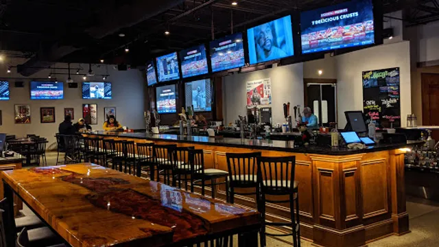 Mazzys Sports Tavern (Milton)