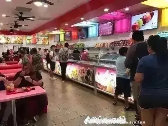 Lake Plaza Shopping Center