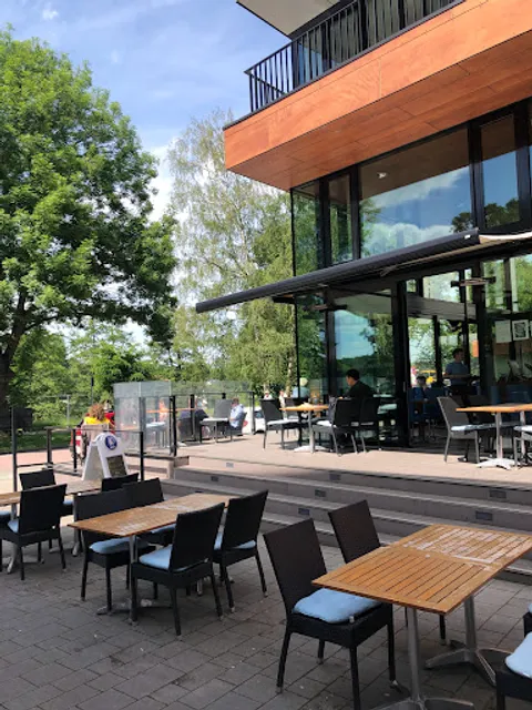 Relax Café - Lounge - Restaurant