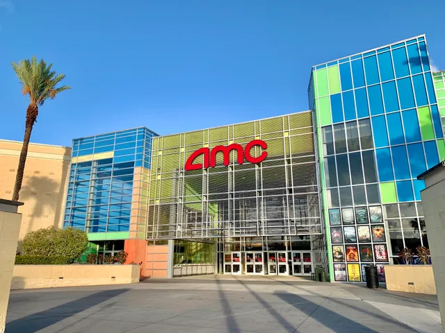 AMC Avenue 16