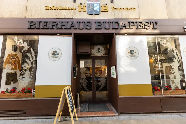 Bajor Sör-Ház - HB Traunstein Beer House Budapest