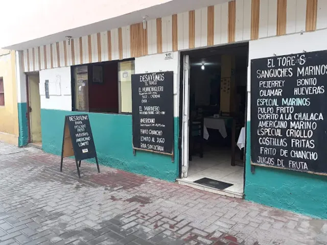 Tores Huanchaco Desayunos de Pescado y Mariscos en Huanchaco
