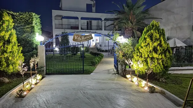 VILLA RIVIERA
