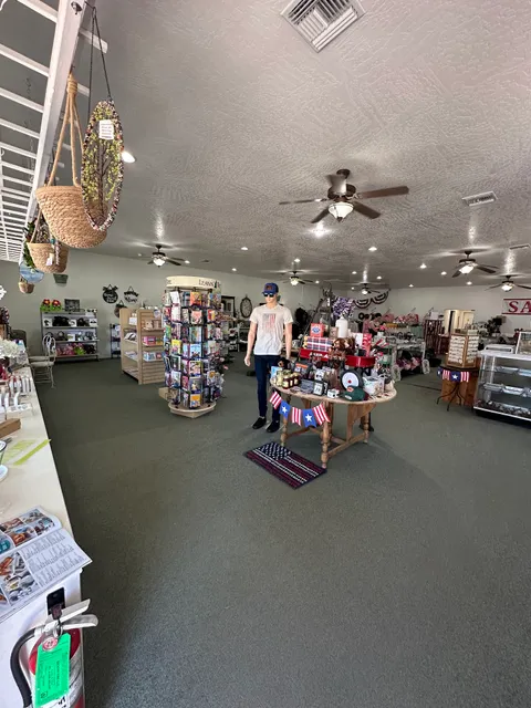 Flaire Fashion & Fun!