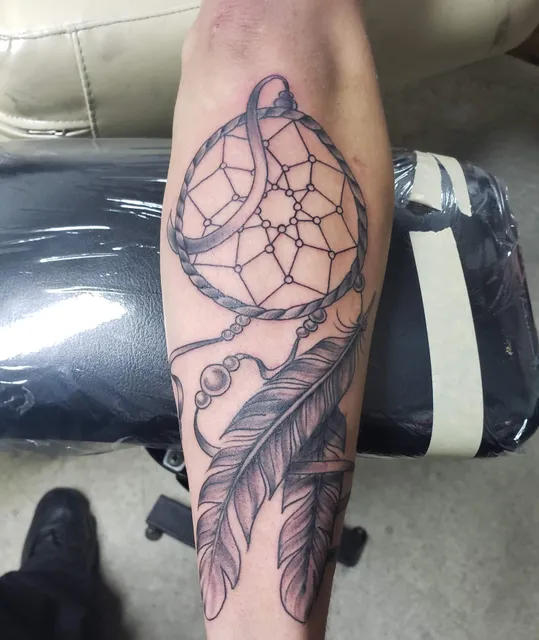 Outlaw Tattoos and Piercings