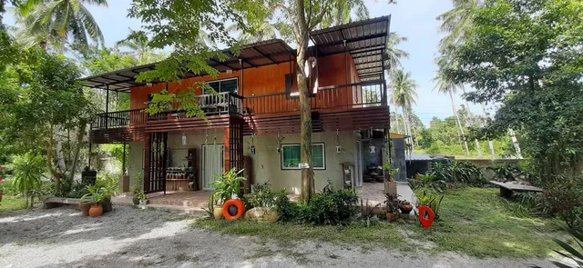 โคโคนัท การ์เด้น บังกะโล