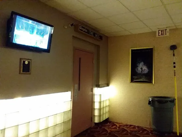 Tommy's Italian Specialty Shop