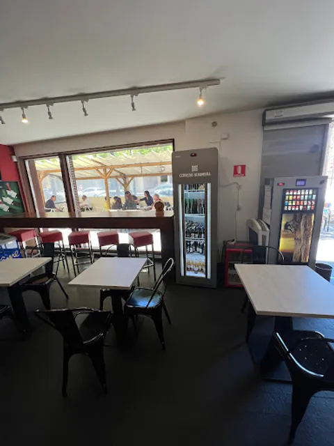 La Trobada Cafeteria.