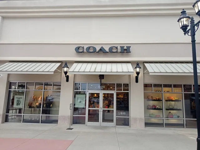 COACH Outlet