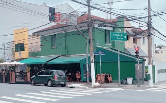 Café Cachaça & Cia (Corner Bar)