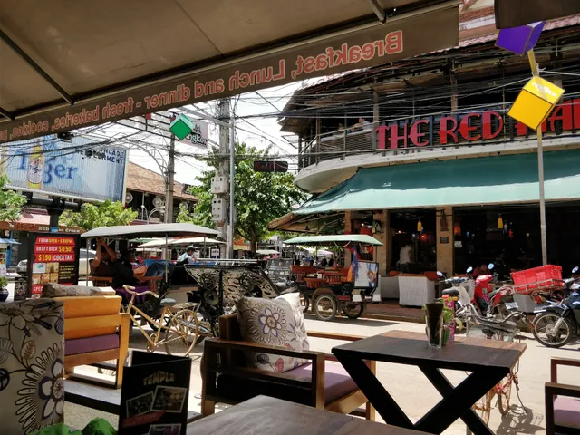 Temple Food n Beverage PubStreet