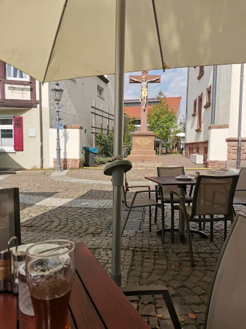 Wirtshaus "Im Weißen Kreuz"