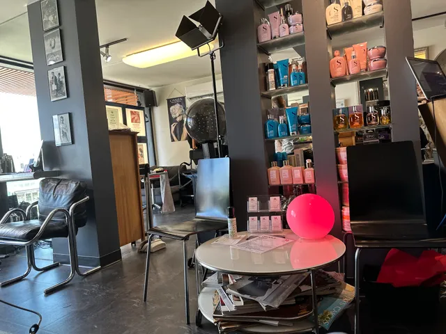 M. Scott Salon