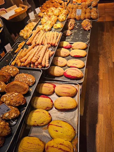 Sungsimdang Bakery DCC Branch