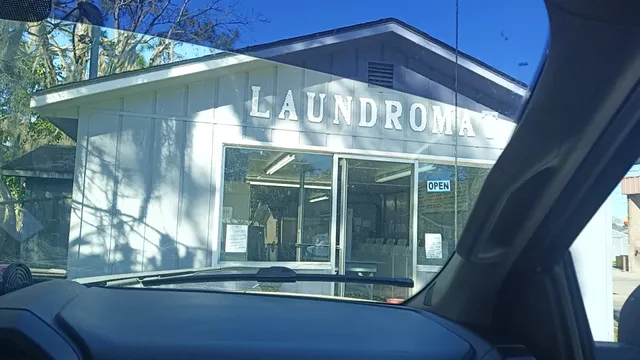 Generic Laundromat