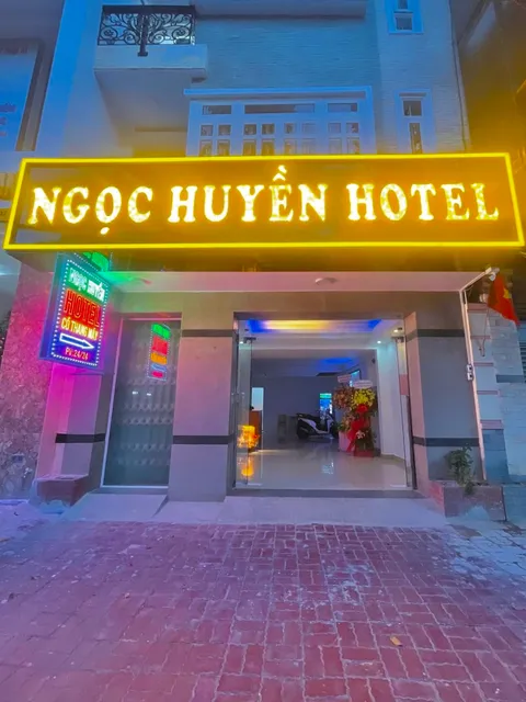 Khách Sạn Ngọc Huyền