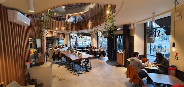 Ellis Gourmet Burger