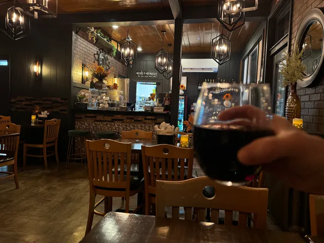 The Gobbler grub and pub