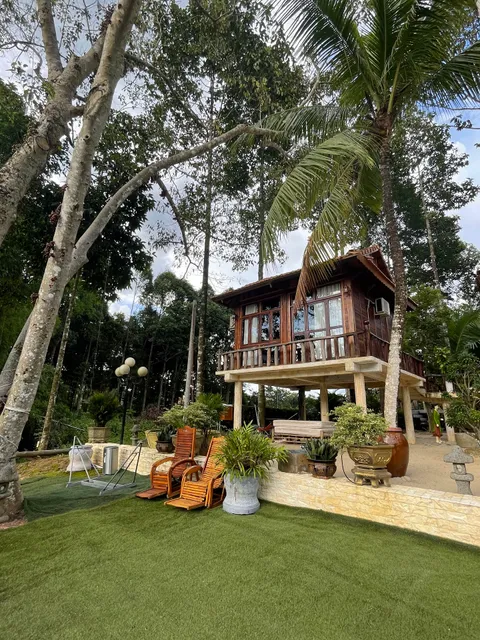 Forest Side Homestay