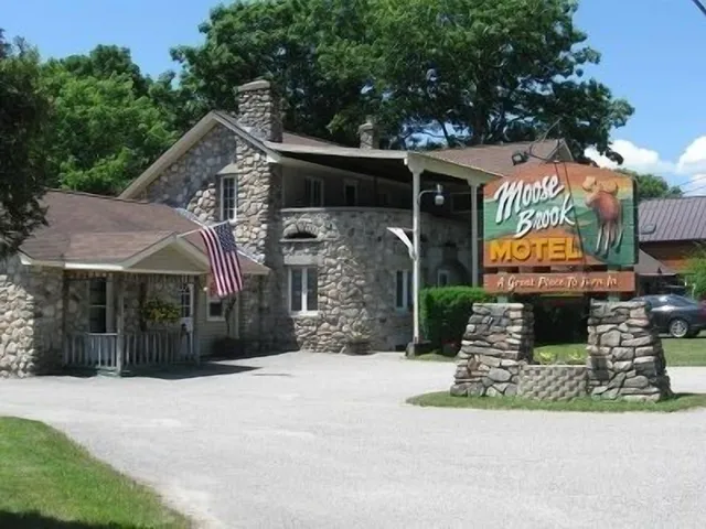 Moose Brook Motel