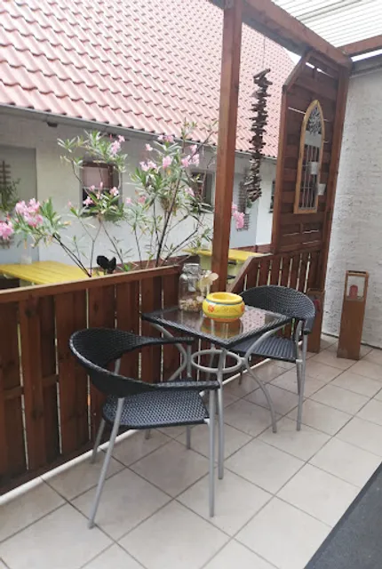 Landgasthaus “Zur Quelle” - Restaurant mit Bowling & Pension