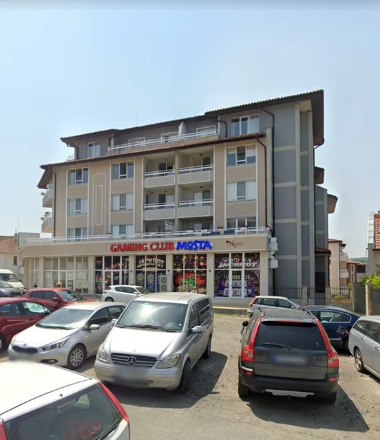 Апартаменти „Кастро“- Царево