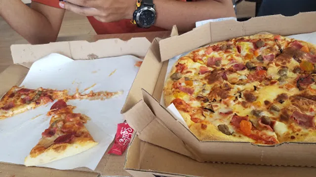 Domino's Pizza