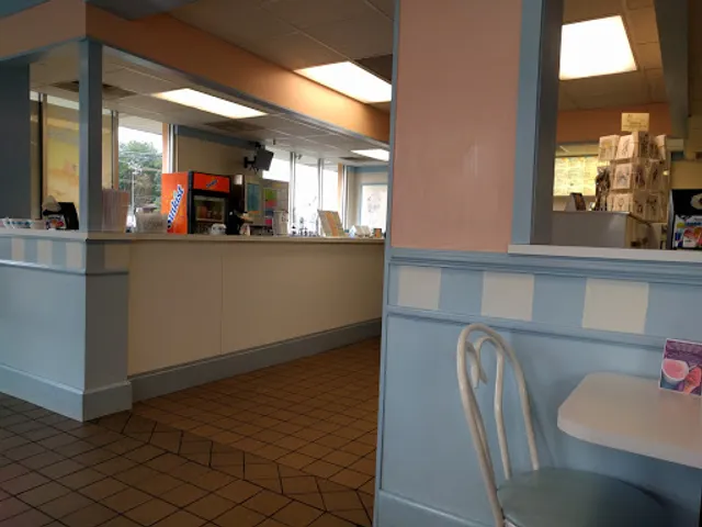 Lic's Deli & Ice Cream