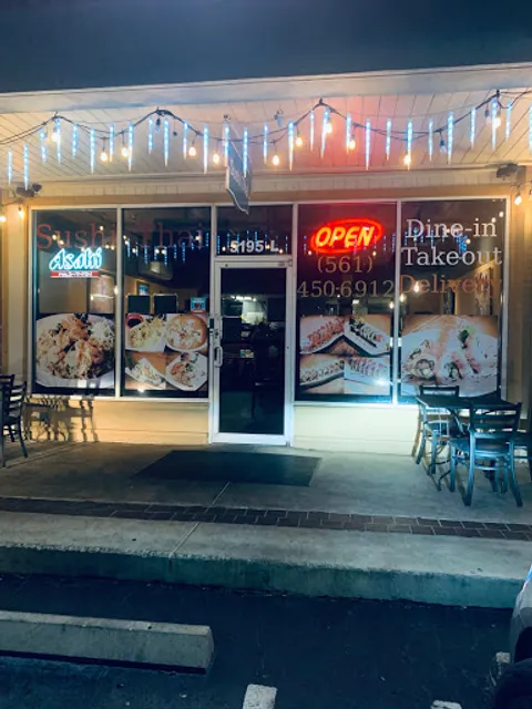 Nana Noodles and Sushi Bar