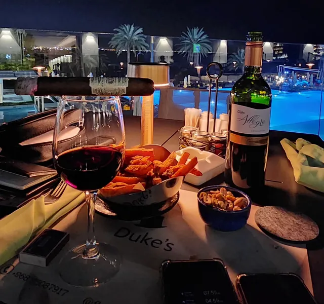 Come Prima, Crowne Plaza Muscat