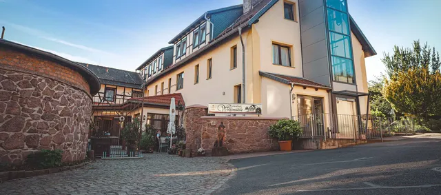 Hotel Nordhausen mit Campingplatz im Harz & Restaurant - Die Wolfsmühle