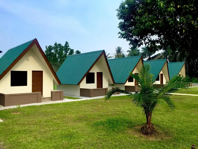 Super OYO 89896 Sedili Inn Resort