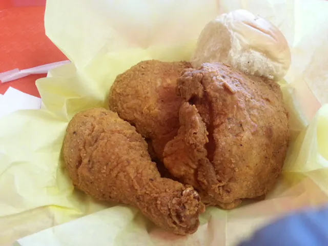 The HEN HOUSE louisiana homestyle fried chicken