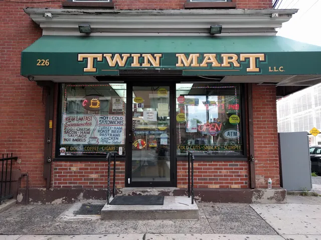 Twin Mart