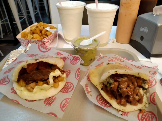 Arepepa | Aranjuez | Arepas Rellenas | Medellín