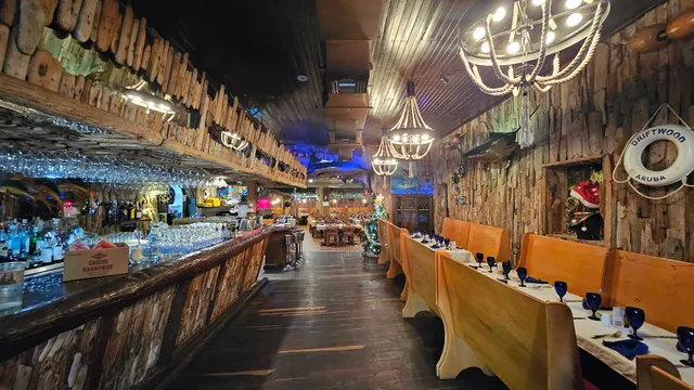 Driftwood Restaurant Aruba