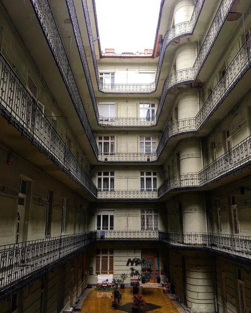 Family Buddha Apartment, Budapest
