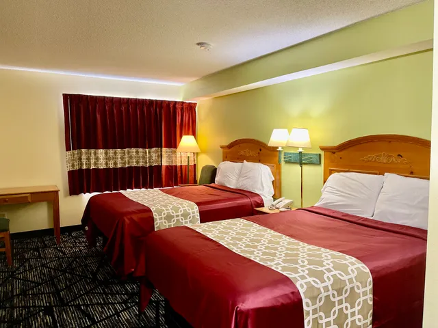 Heritage Inn & Suites