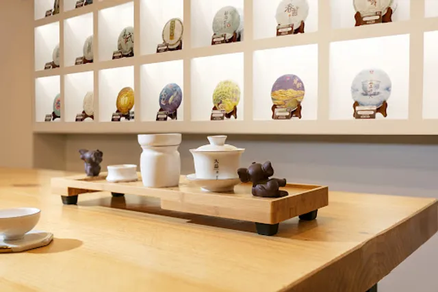 Tahiti (daeik Black tea), South Korea Governor