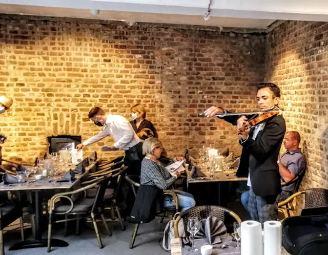 Restaurant Burg Wassenberg by Savio