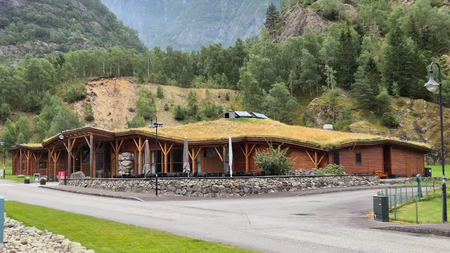 Adventure hotel Eidfjord